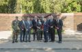 Руководители администрации города Брянска принесли цветы на могилы Героев