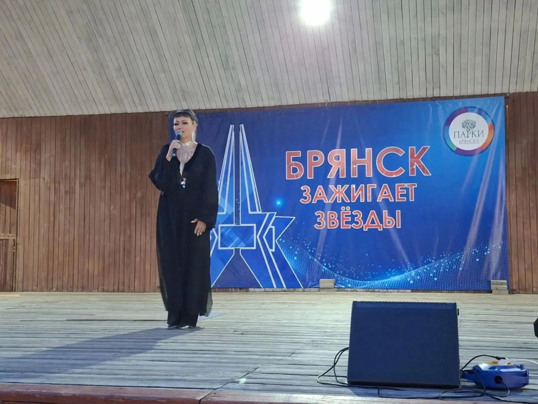 17 сентября парк имени 1000-летия Брянска стал центром притяжения для всех, кто любит музыку 17 сентября парк имени 1000-летия Брянска стал центром притяжения для всех, кто любит музыку