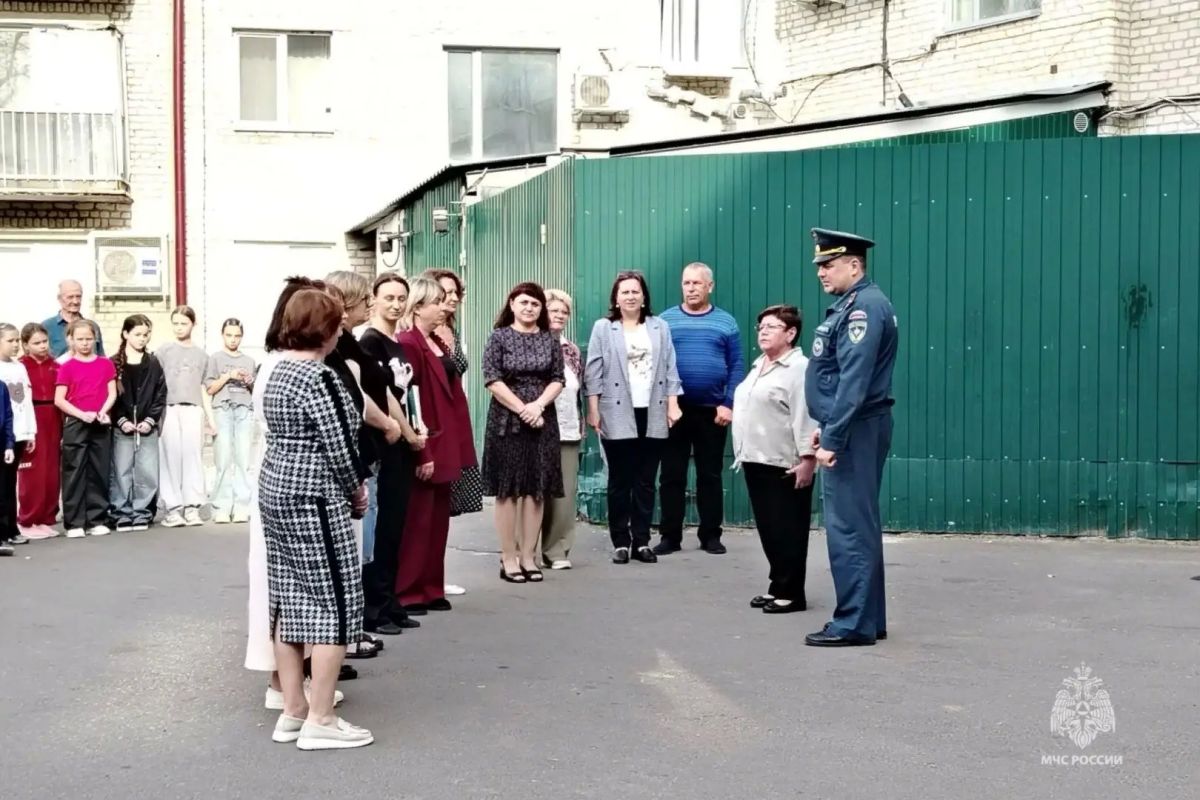 Пожарная безопасность в детской школе искусств: проверка, инструктаж и тренировка Пожарная безопасность в детской школе искусств: проверка, инструктаж и тренировка
