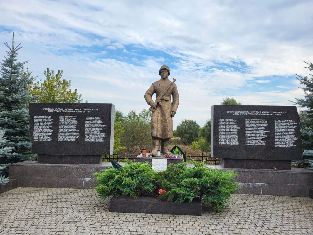 Егор Ковальчук: Почеп освобождали части 11-й армии под командованием генерал-лейтенанта Ивана Ивановича Федюнинского, которые 21 сентября 1943 года начали форсирование реки Судость с севера и юга, а к утру 22 сентября... Егор Ковальчук: Почеп освобождали части 11-й армии под командованием генерал-лейтенанта Ивана Ивановича Федюнинского, которые 21 сентября 1943 года начали форсирование реки Судость с севера и юга, а к утру 22 сентября...