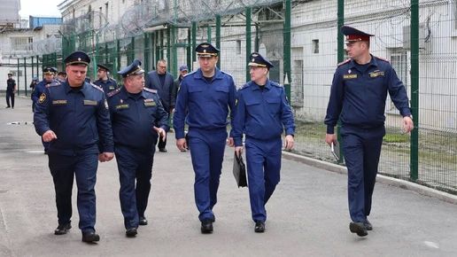 Прокурор Брянской области зашел в СИЗО-1 и проверил камеры, еду и медчасть