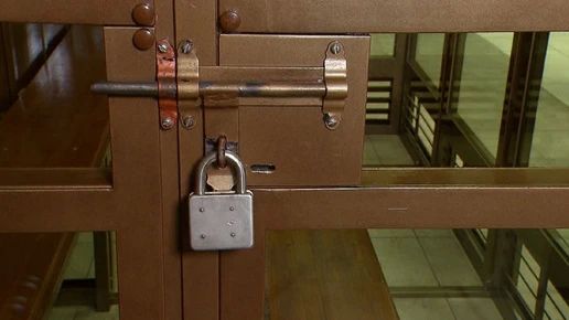 Житель Брянска в пьяном угаре зарезал знакомого, подозреваемый заключен под стражу