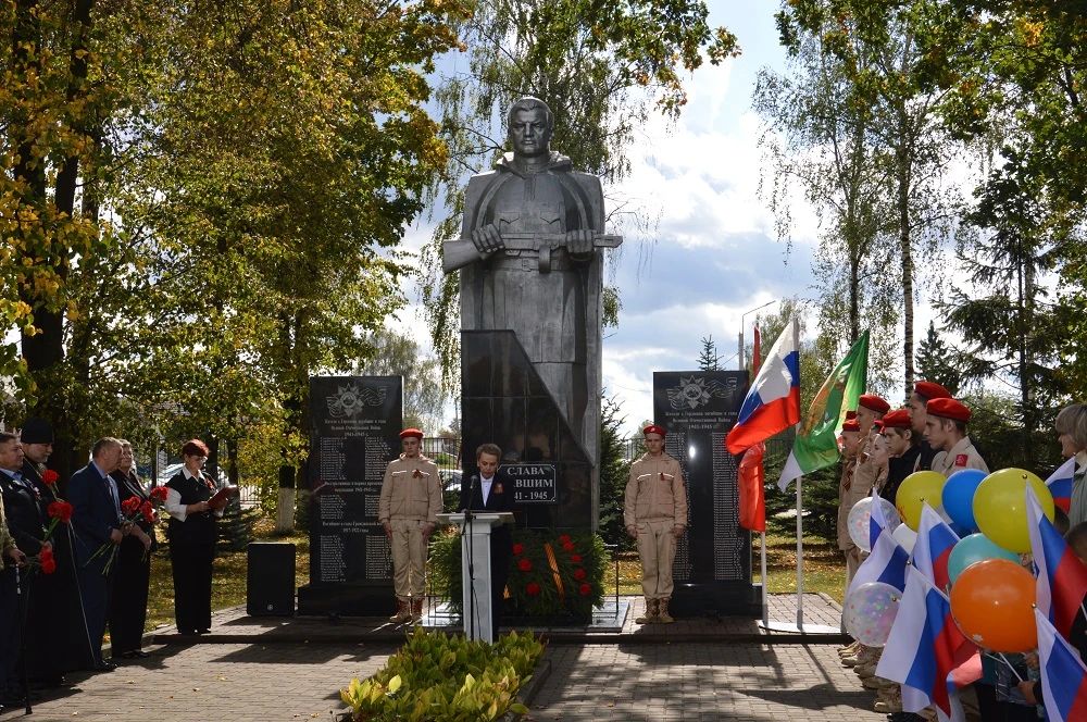 83 года назад наш Гордеевский район был освобожден от немецко-фашистских захватчиков 83 года назад наш Гордеевский район был освобожден от немецко-фашистских захватчиков