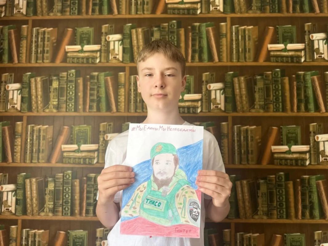 Когда дети рисуют героев — линия фронта становится ближе Портреты бойцов Спецназа «Ахмат» глазами юных художников со всей России Когда дети рисуют героев — линия фронта становится ближе Портреты бойцов Спецназа «Ахмат» глазами юных художников со всей России