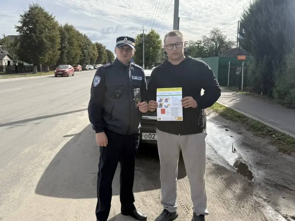 Сотрудники Госавтоинспекции провели профилактическую акцию по безопасности перевозки детей Сотрудники Госавтоинспекции провели профилактическую акцию по безопасности перевозки детей