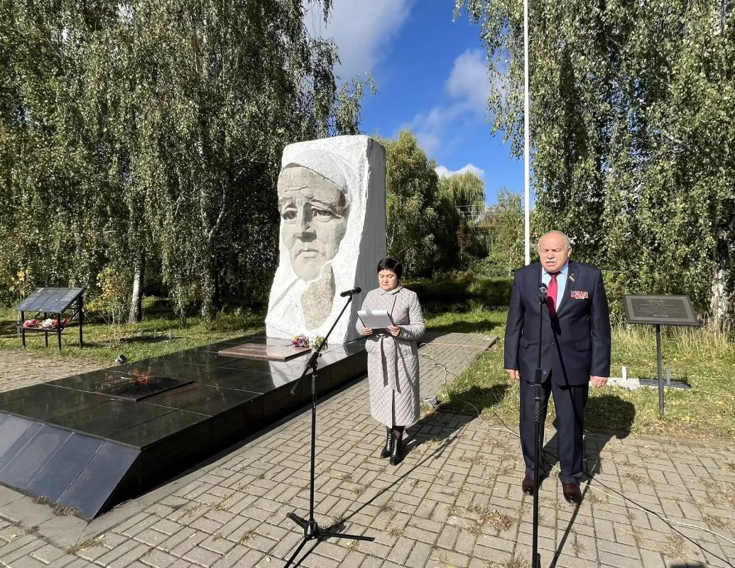 Со дня освобождения Новозыбкова и Новозыбковского района прошло 83 года Со дня освобождения Новозыбкова и Новозыбковского района прошло 83 года