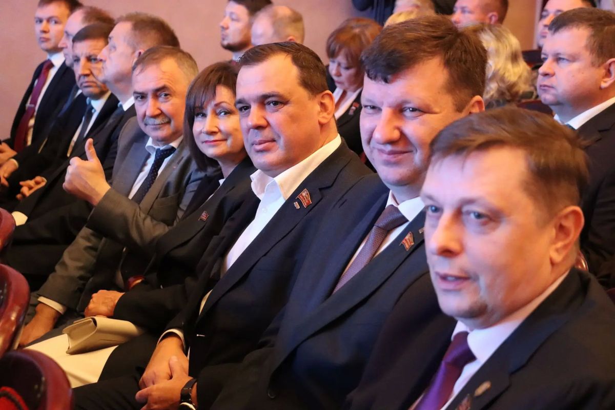 Знаменательное событие: Егор Ковальчук официально вступил в должность Губернатора Брянской области! Знаменательное событие: Егор Ковальчук официально вступил в должность Губернатора Брянской области!