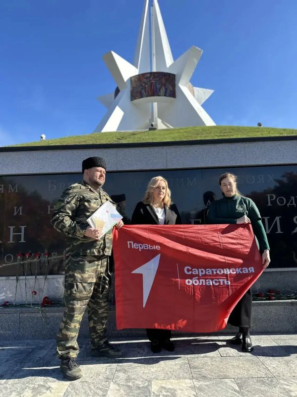29 сентября у подножия одного из главных символов города Брянска состоялась торжественная церемония в рамках всероссийского проекта «Земля памяти» 29 сентября у подножия одного из главных символов города Брянска состоялась торжественная церемония в рамках всероссийского проекта «Земля памяти»