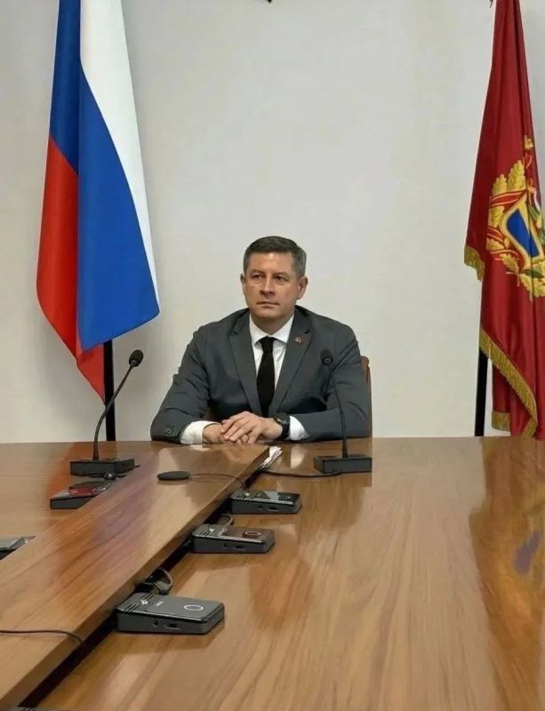 Егор Ковальчук: Принял участие во встрече Президента Российской Федерации Владимира Владимировича Путина с избранными главами субъектов, которая состоялась в режиме видеоконференции Егор Ковальчук: Принял участие во встрече Президента Российской Федерации Владимира Владимировича Путина с избранными главами субъектов, которая состоялась в режиме видеоконференции