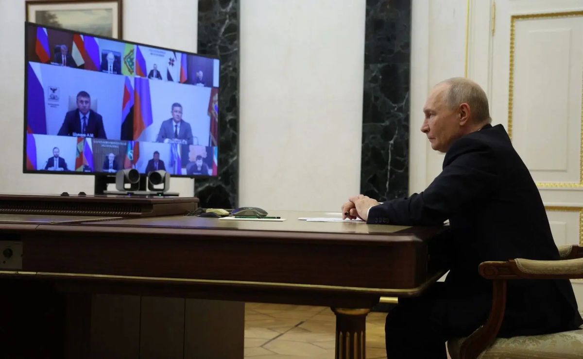 Егор Ковальчук: Принял участие во встрече Президента Российской Федерации Владимира Владимировича Путина с избранными главами субъектов, которая состоялась в режиме видеоконференции Егор Ковальчук: Принял участие во встрече Президента Российской Федерации Владимира Владимировича Путина с избранными главами субъектов, которая состоялась в режиме видеоконференции
