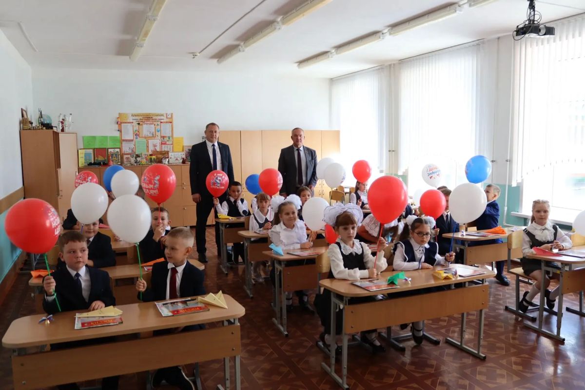 Уважаемые земляки! Дорогие жители Брянского района! Уважаемые земляки! Дорогие жители Брянского района!
