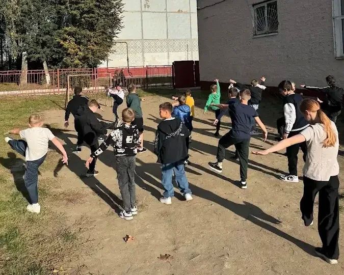 1 октября на спортивной площадке МБУ ДО СШОР по борьбе состоялся спортивный праздник «Активное долголетие»! Мероприятие прошло под открытым небом, а его участниками стали ученики школы и спортсмены СШОР по борьбе 1 октября на спортивной площадке МБУ ДО СШОР по борьбе состоялся спортивный праздник «Активное долголетие»! Мероприятие прошло под открытым небом, а его участниками стали ученики школы и спортсмены СШОР по борьбе