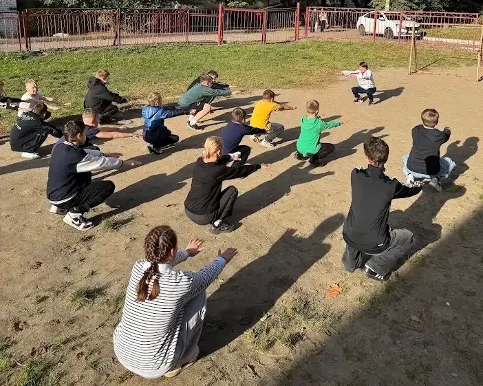 1 октября на спортивной площадке МБУ ДО СШОР по борьбе состоялся спортивный праздник «Активное долголетие»! Мероприятие прошло под открытым небом, а его участниками стали ученики школы и спортсмены СШОР по борьбе 1 октября на спортивной площадке МБУ ДО СШОР по борьбе состоялся спортивный праздник «Активное долголетие»! Мероприятие прошло под открытым небом, а его участниками стали ученики школы и спортсмены СШОР по борьбе