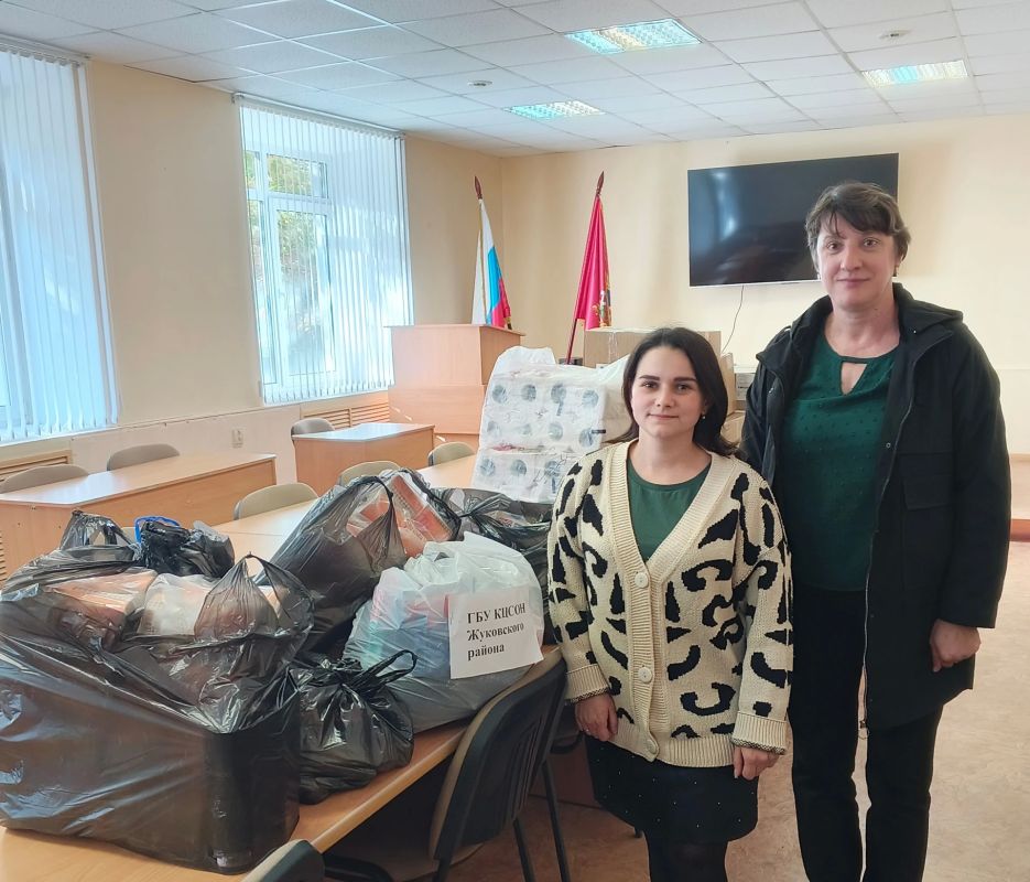 Единство и поддержка: сотрудники центра помогают военнослужащим