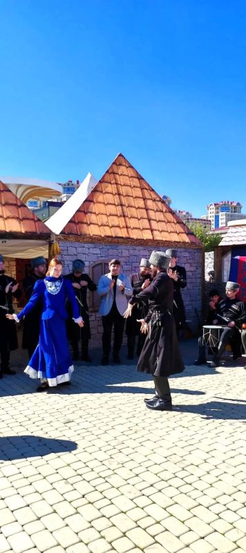 Город-побратим Грозный отметил 208-летие со дня основания Город-побратим Грозный отметил 208-летие со дня основания