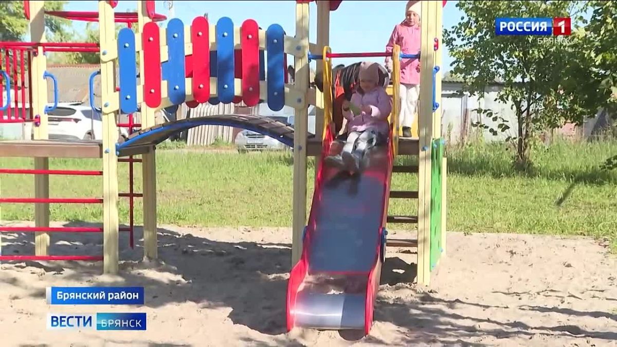 Свет, асфальт и спорт: брянское село получило современную зону отдыха