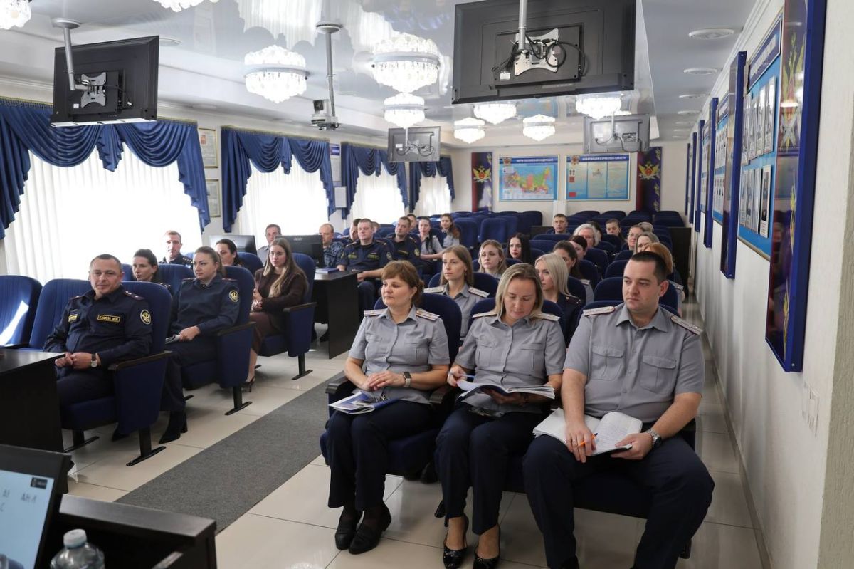 Сотрудники управления Госавтоинспекции Брянской области приняли участие в профилактическом занятии с личным составом УФСИН России по Брянской области Сотрудники управления Госавтоинспекции Брянской области приняли участие в профилактическом занятии с личным составом УФСИН России по Брянской области