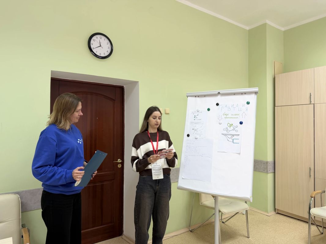 Кадровый центр «Работа России» города Брянска продолжает активную работу с молодежью Кадровый центр «Работа России» города Брянска продолжает активную работу с молодежью