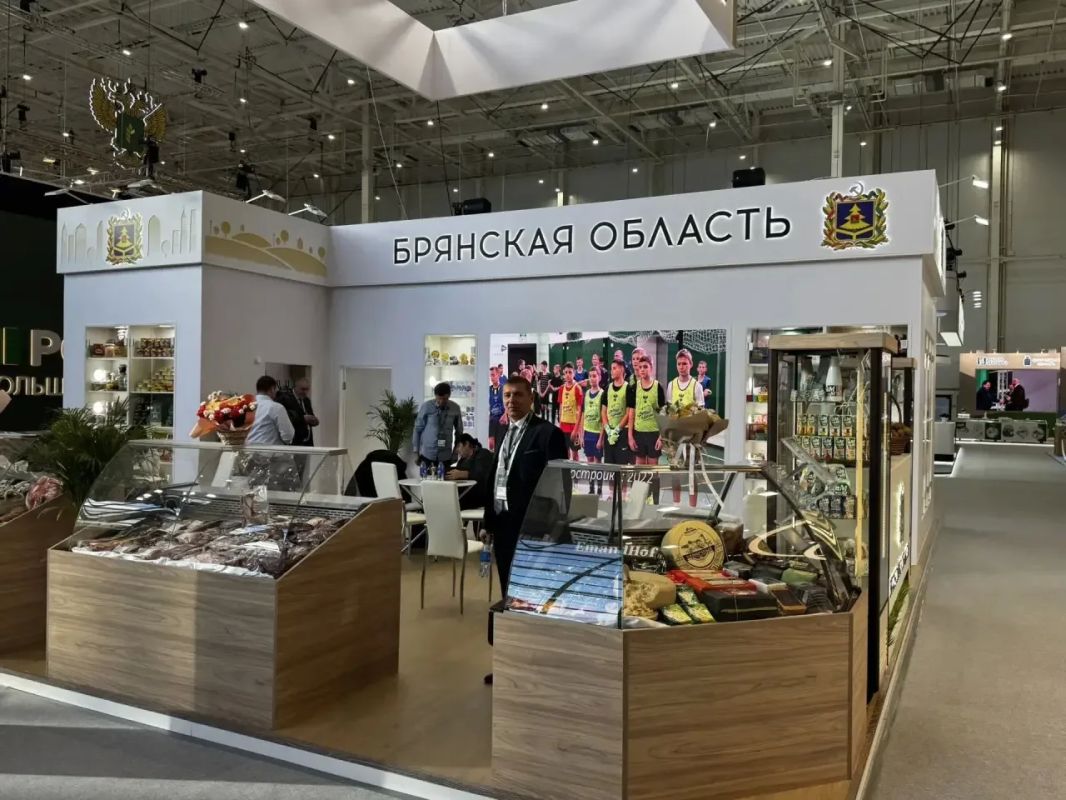 Рабочая поездка в Москву!. Сегодня вместе с заместителем главы администрации Брянского района Владимиром Черновым принимаем участие в XXVIII Российской агропромышленной выставке «Золотая осень» Рабочая поездка в Москву!. Сегодня вместе с заместителем главы администрации Брянского района Владимиром Черновым принимаем участие в XXVIII Российской агропромышленной выставке «Золотая осень»