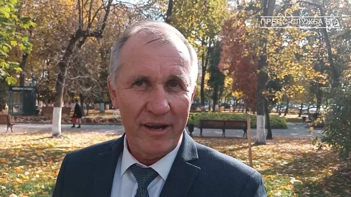 «Без деревьев будет скучно!»: малыши гимназии №7 вместе с мэром посадили деревья