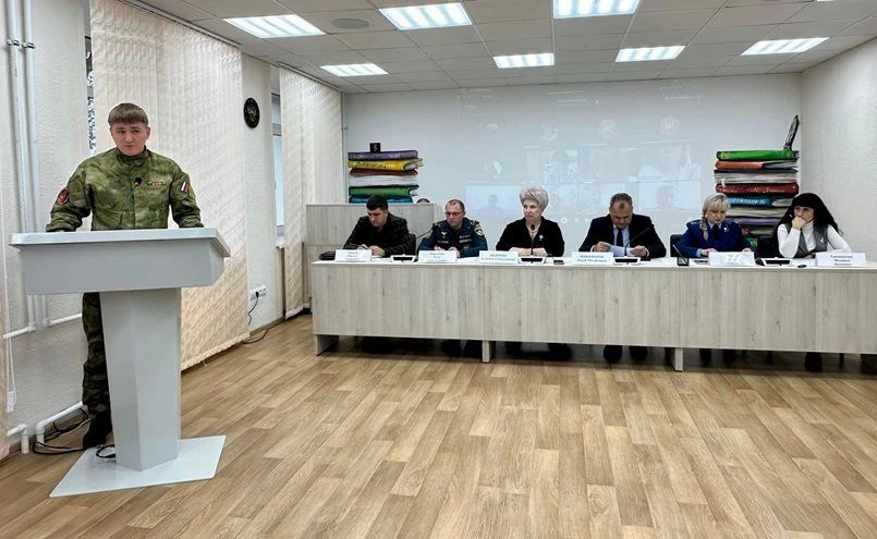 На повестке дня - безопасность На повестке дня - безопасность