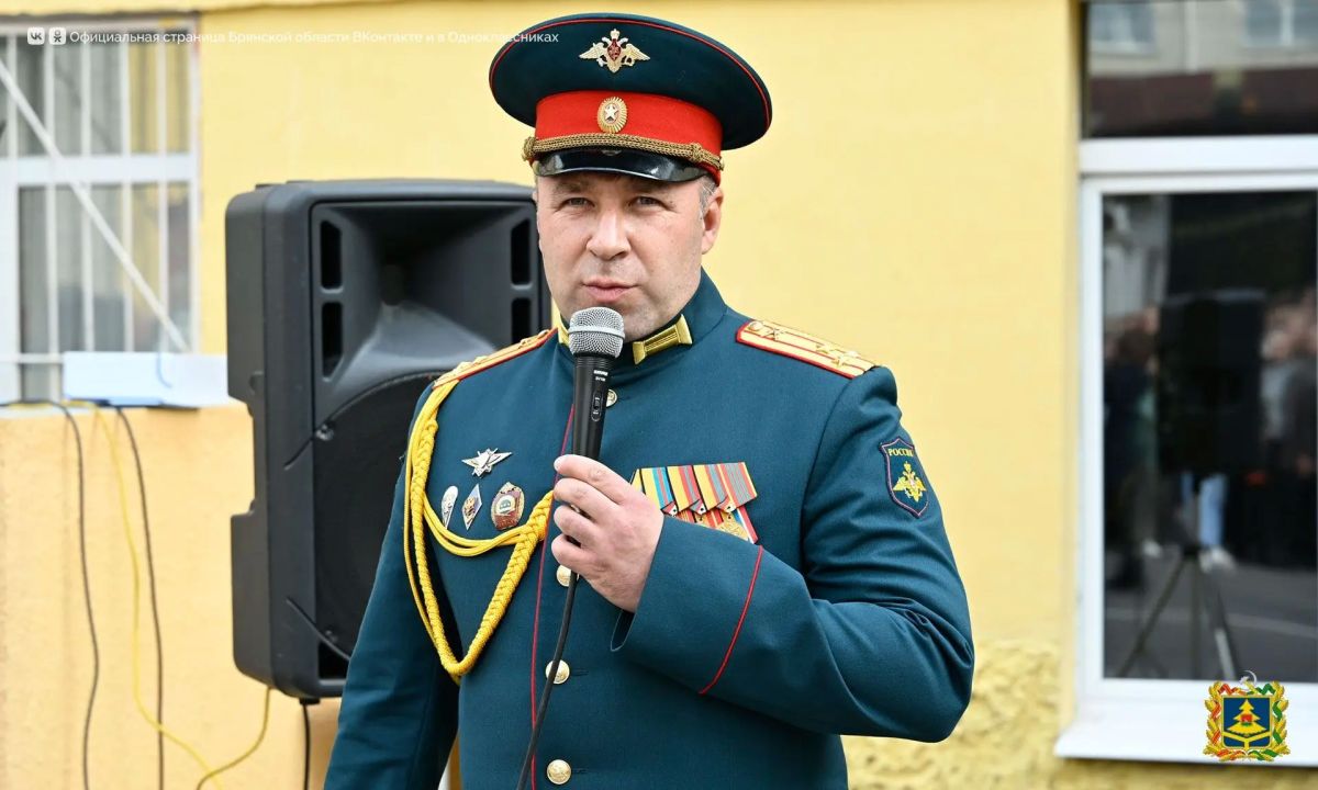 В Брянске открыли памятник воинам, отдавшим жизнь за Родину В Брянске открыли памятник воинам, отдавшим жизнь за Родину