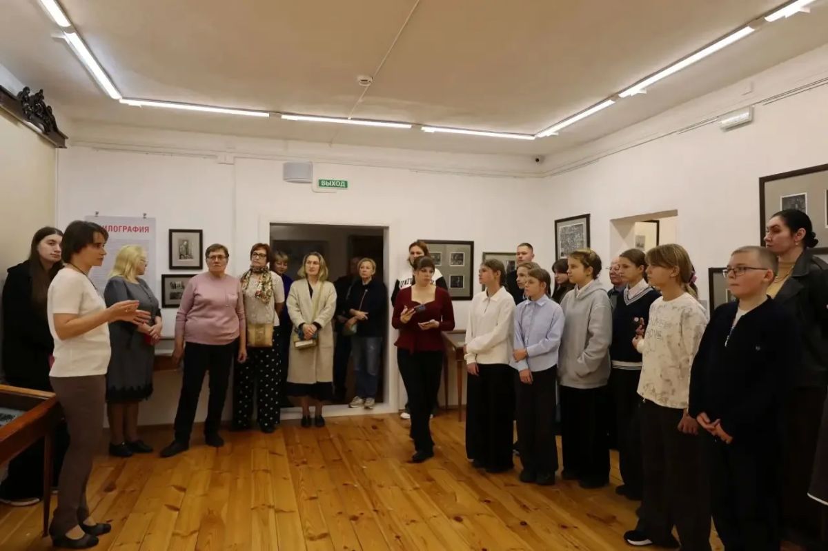 В ОВСТУГЕ ОТКРЫЛАСЬ ВЫСТАВКА «СОВЕТСКАЯ ИЛЛЮСТРАЦИЯ» ИЗ БЕЛГОРОДА В ОВСТУГЕ ОТКРЫЛАСЬ ВЫСТАВКА «СОВЕТСКАЯ ИЛЛЮСТРАЦИЯ» ИЗ БЕЛГОРОДА
