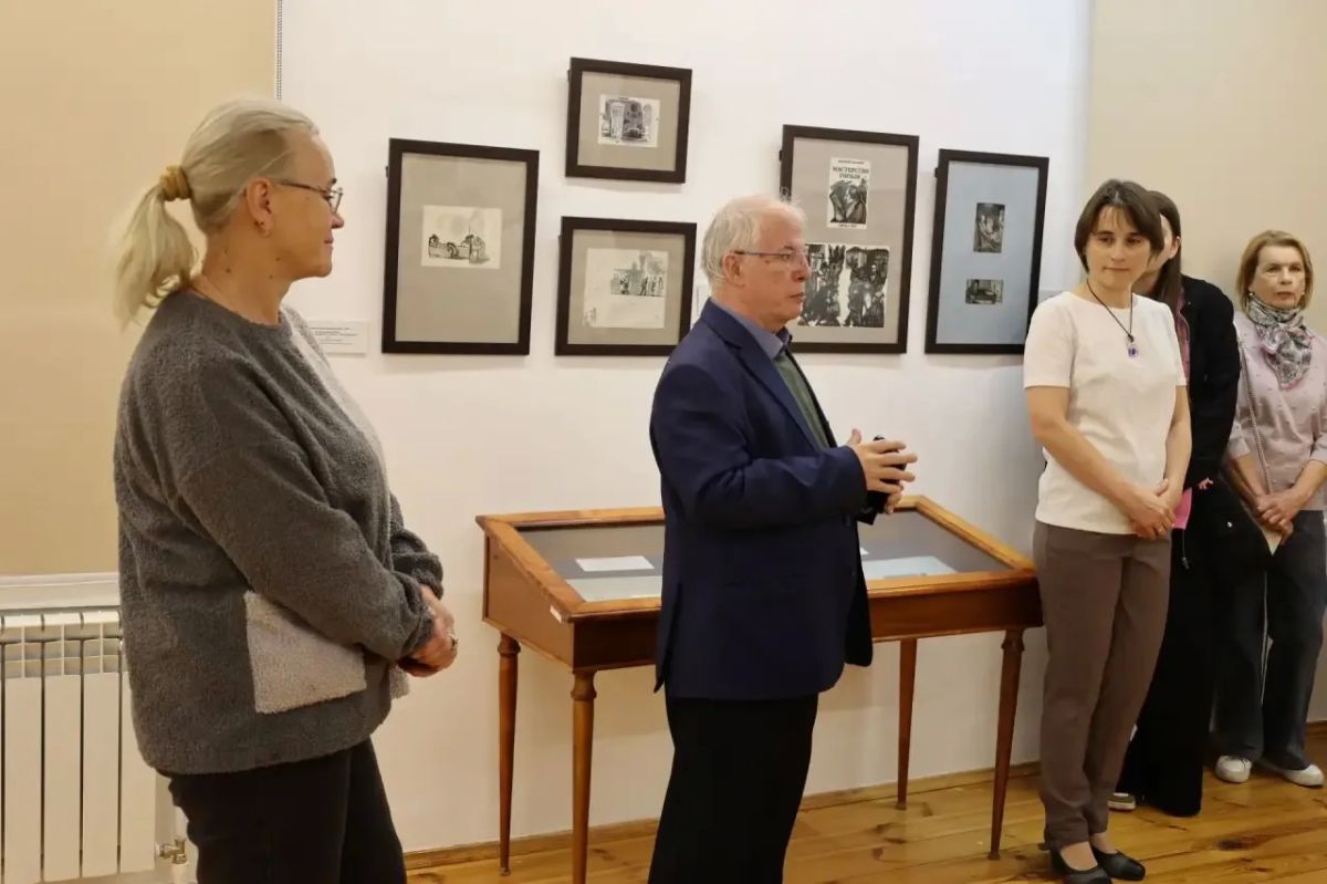 В ОВСТУГЕ ОТКРЫЛАСЬ ВЫСТАВКА «СОВЕТСКАЯ ИЛЛЮСТРАЦИЯ» ИЗ БЕЛГОРОДА В ОВСТУГЕ ОТКРЫЛАСЬ ВЫСТАВКА «СОВЕТСКАЯ ИЛЛЮСТРАЦИЯ» ИЗ БЕЛГОРОДА