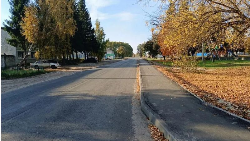 В Суземке почти завершили обновление дороги