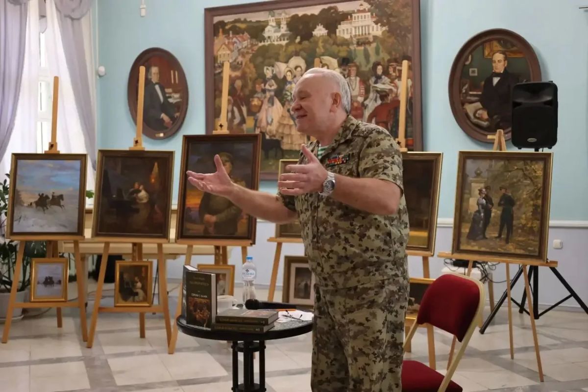 В МУЗЕЕ-ЗАПОВЕДНИКЕ ОТМЕТИЛИ ДЕНЬ РОЖДЕНИЯ ФЕДОРА ФЕДОРОВИЧА ТЮТЧЕВА В МУЗЕЕ-ЗАПОВЕДНИКЕ ОТМЕТИЛИ ДЕНЬ РОЖДЕНИЯ ФЕДОРА ФЕДОРОВИЧА ТЮТЧЕВА