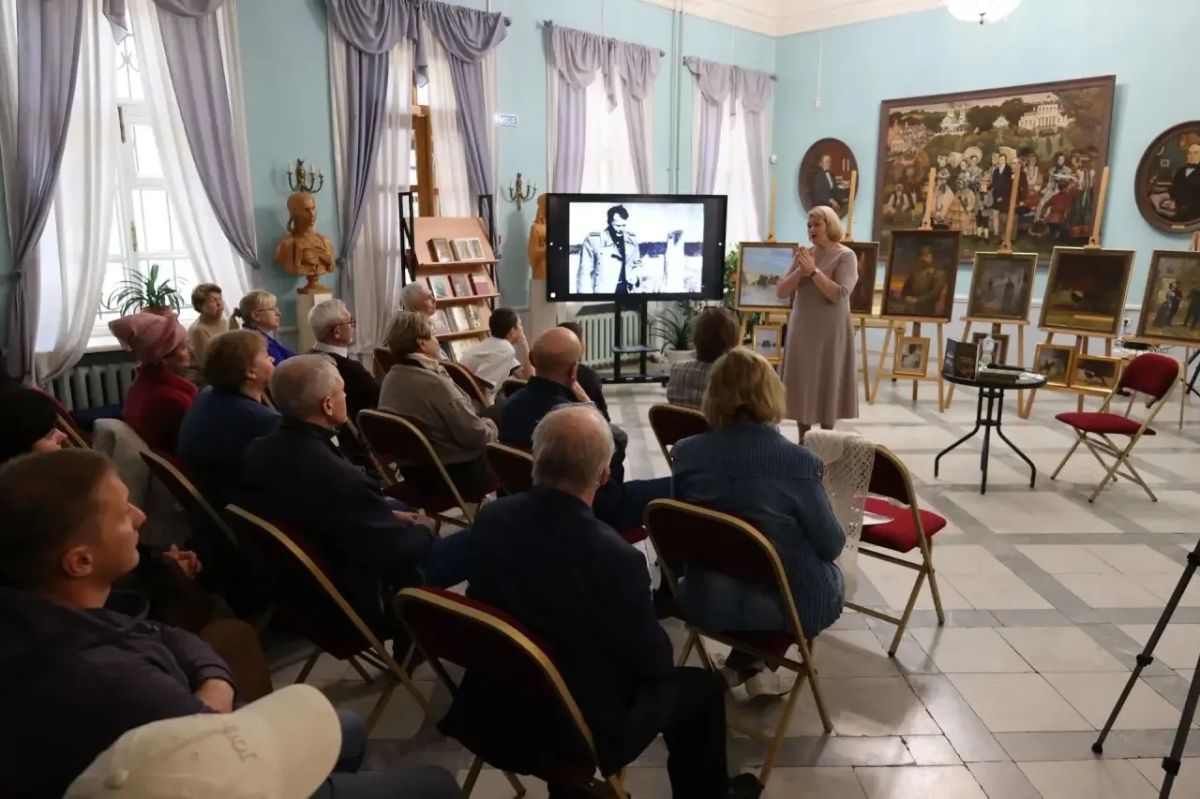 В МУЗЕЕ-ЗАПОВЕДНИКЕ ОТМЕТИЛИ ДЕНЬ РОЖДЕНИЯ ФЕДОРА ФЕДОРОВИЧА ТЮТЧЕВА В МУЗЕЕ-ЗАПОВЕДНИКЕ ОТМЕТИЛИ ДЕНЬ РОЖДЕНИЯ ФЕДОРА ФЕДОРОВИЧА ТЮТЧЕВА