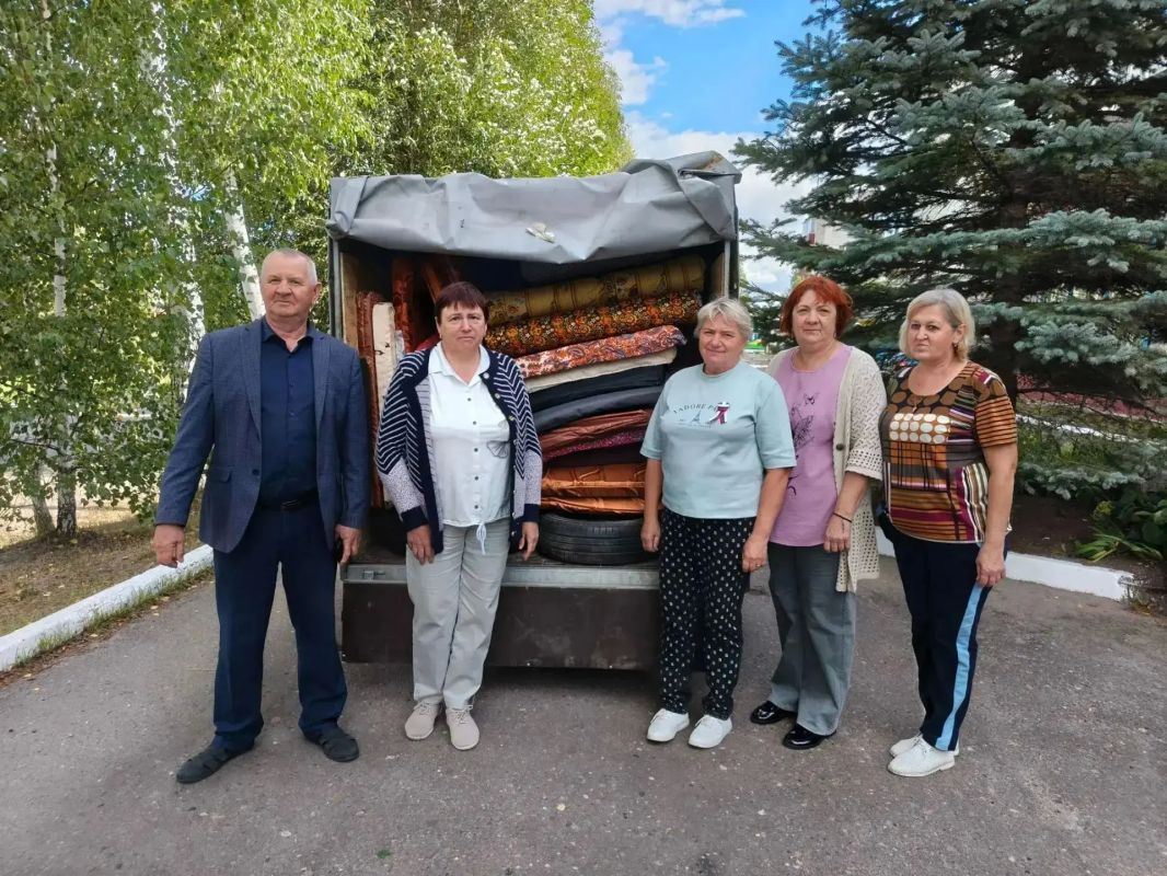 Тепло из родного дома: Чернетовское сельское поселение снова отправило гуманитарный груз для наших защитников! Тепло из родного дома: Чернетовское сельское поселение снова отправило гуманитарный груз для наших защитников!