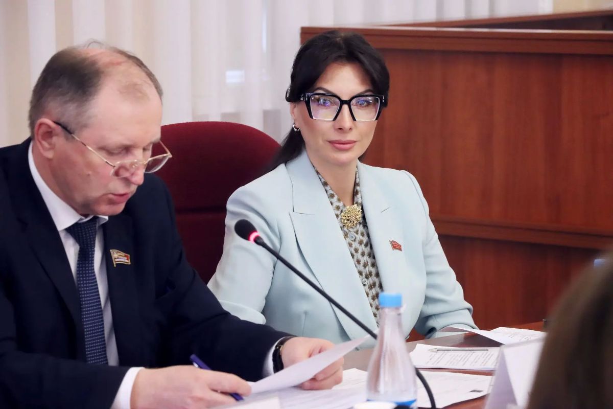 Комитет по образованию, науке, культуре и СМИ под руководством Николая Бардадына поддержал кандидатуры лучших представителей педагогического сообщества региона на присвоение почетного звания «Заслуженный работник... Комитет по образованию, науке, культуре и СМИ под руководством Николая Бардадына поддержал кандидатуры лучших представителей педагогического сообщества региона на присвоение почетного звания «Заслуженный работник...