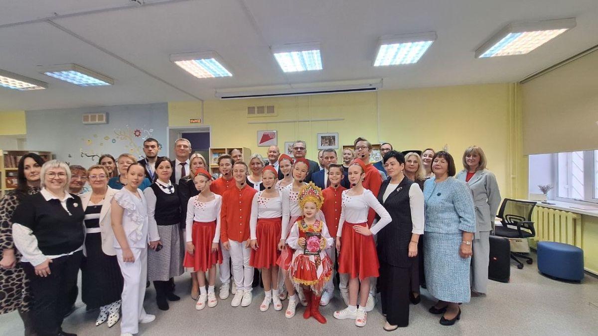 Инна Мухина: Сегодня в Брянской областной детской библиотеке состоялось открытие первого культурно-просветительского центра «Вечный двигатель», созданного в рамках федерального проекта «Семейные ценности и инфраструктура...