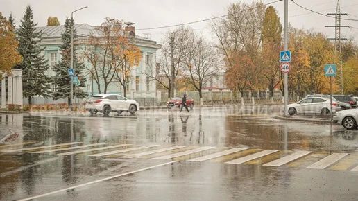 В Брянске за 31 млн рублей обновили проезжую часть и тротуары на улице Мичурина