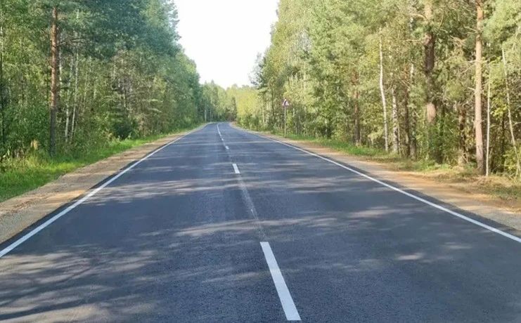 В Рогнединском районе отремонтировали трассу Селиловичи – Берёзовка – Шаровичи по нацпроекту «Инфраструктура для жизни»