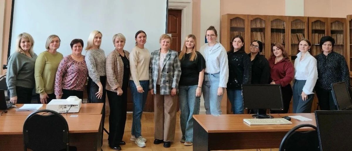 КУРСЫ ПОВЫШЕНИЯ КВАЛИФИКАЦИИ ПО ПРОГРАММЕ «РЕЖИССУРА ТЕАТРАЛИЗОВАННЫХ ПРЕДСТАВЛЕНИЙ И ПРАЗДНИКОВ» ДЛЯ СПЕЦИАЛИСТОВ СФЕРЫ КУЛЬТУРЫ И ОБРАЗОВАНИЯ КУРСЫ ПОВЫШЕНИЯ КВАЛИФИКАЦИИ ПО ПРОГРАММЕ «РЕЖИССУРА ТЕАТРАЛИЗОВАННЫХ ПРЕДСТАВЛЕНИЙ И ПРАЗДНИКОВ» ДЛЯ СПЕЦИАЛИСТОВ СФЕРЫ КУЛЬТУРЫ И ОБРАЗОВАНИЯ