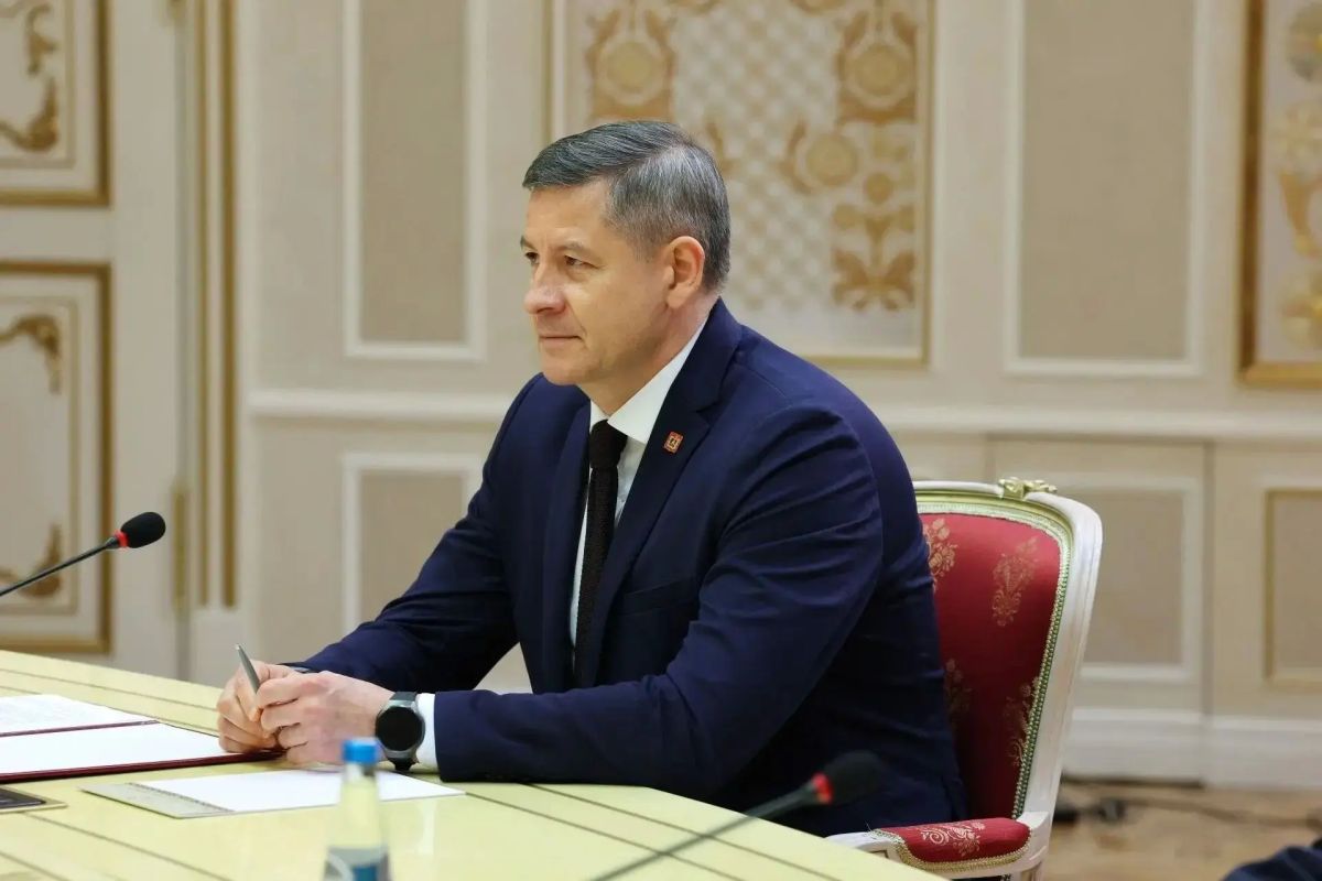 Егор Ковальчук: Миллиард долларов – к такой цифре товарооборота с Республикой Беларусь стремится Брянская область Егор Ковальчук: Миллиард долларов – к такой цифре товарооборота с Республикой Беларусь стремится Брянская область