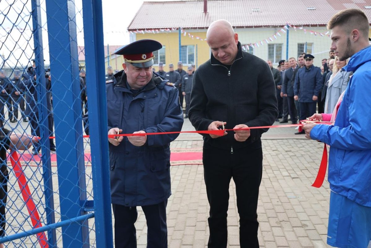 Инна Мухина: В Брянской воспитательной колонии благодаря представителю Совета отцов при Уполномоченном по правам ребенка Александру Жутенкову открыто футбольное поле! Инна Мухина: В Брянской воспитательной колонии благодаря представителю Совета отцов при Уполномоченном по правам ребенка Александру Жутенкову открыто футбольное поле!