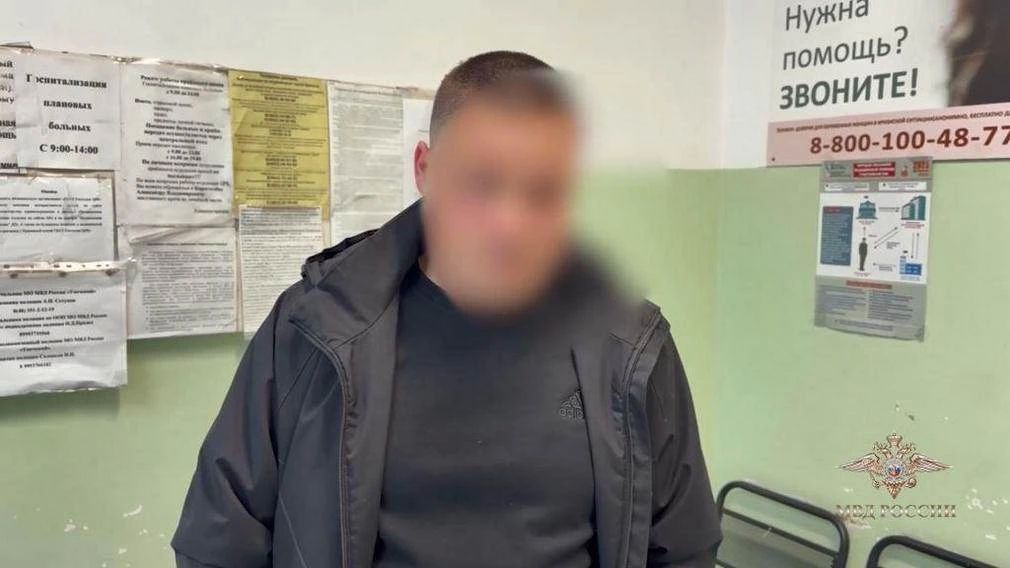 В Унече Брянской области автоинспекторы были вынуждены применить огнестрельное оружие для остановки автомобиля «ВАЗ»