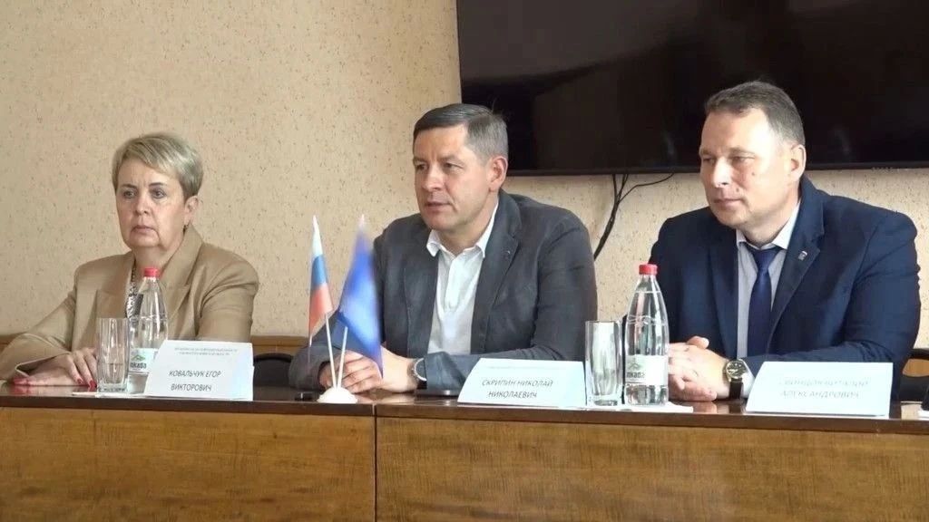 Визит Ковальчука снял большинство проблем в Комаричском и Погарском районах