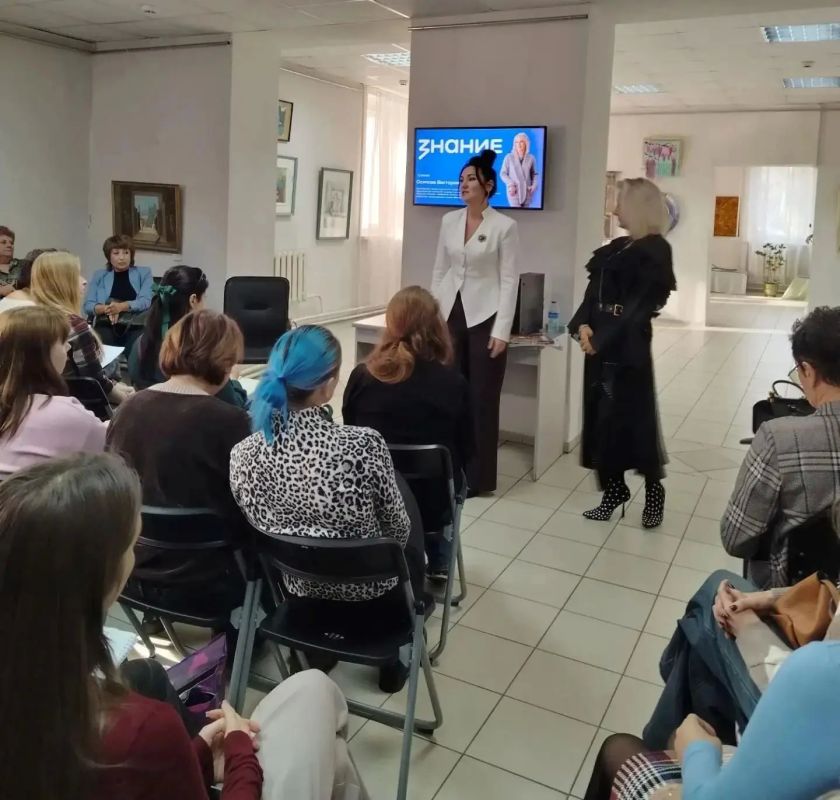 СЕМИНАР-ПРАКТИКУМ «ОСНОВЫ ПСИХОЛОГИЧЕСКОЙ ПОМОЩИ ДЕТЯМ: ЗАДАЧИ И ПРОБЛЕМЫ» СЕМИНАР-ПРАКТИКУМ «ОСНОВЫ ПСИХОЛОГИЧЕСКОЙ ПОМОЩИ ДЕТЯМ: ЗАДАЧИ И ПРОБЛЕМЫ»