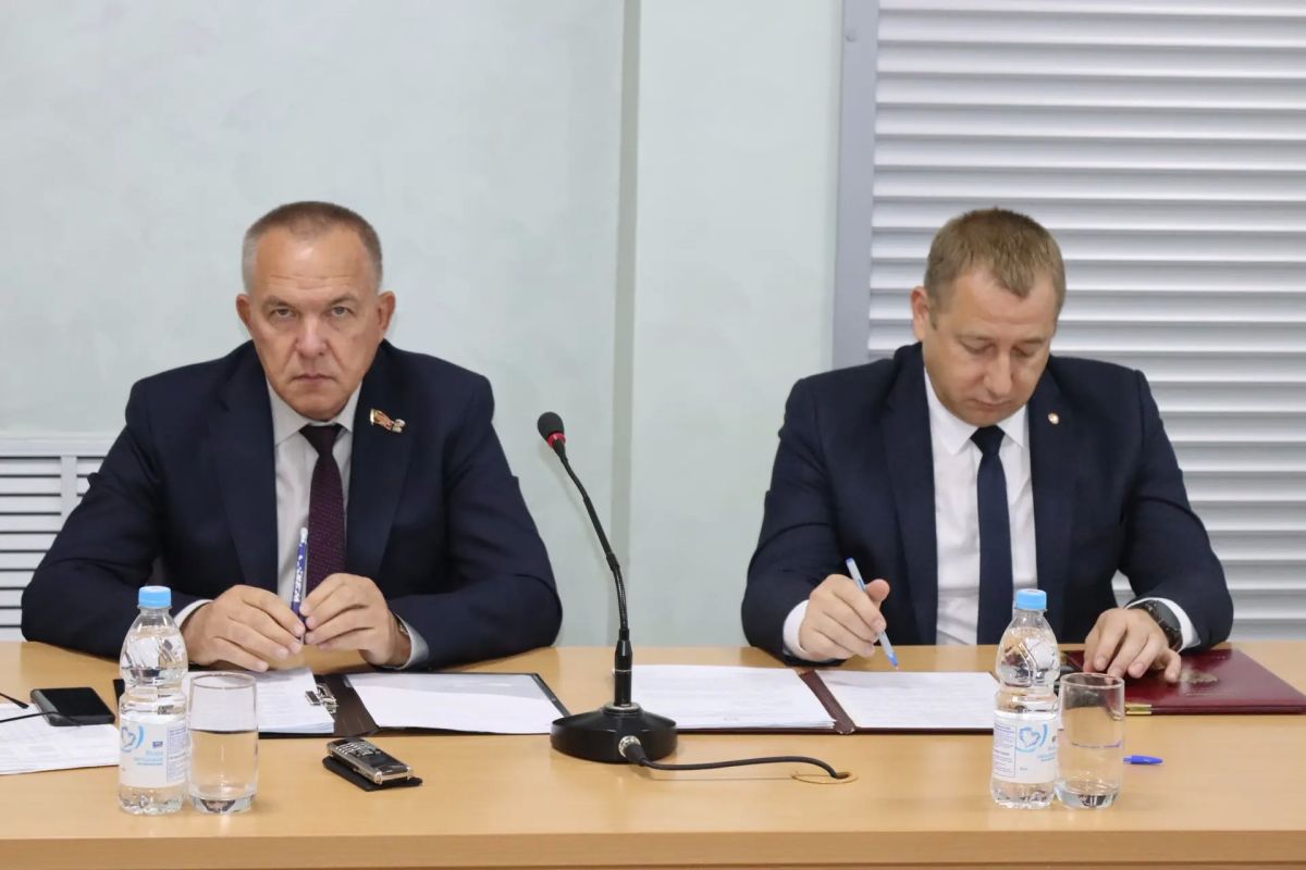 Состоялось очередное заседание Брянского районного Совета народных депутатов Состоялось очередное заседание Брянского районного Совета народных депутатов