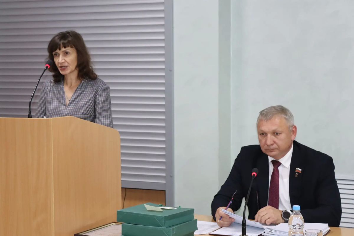 Состоялось очередное заседание Брянского районного Совета народных депутатов Состоялось очередное заседание Брянского районного Совета народных депутатов