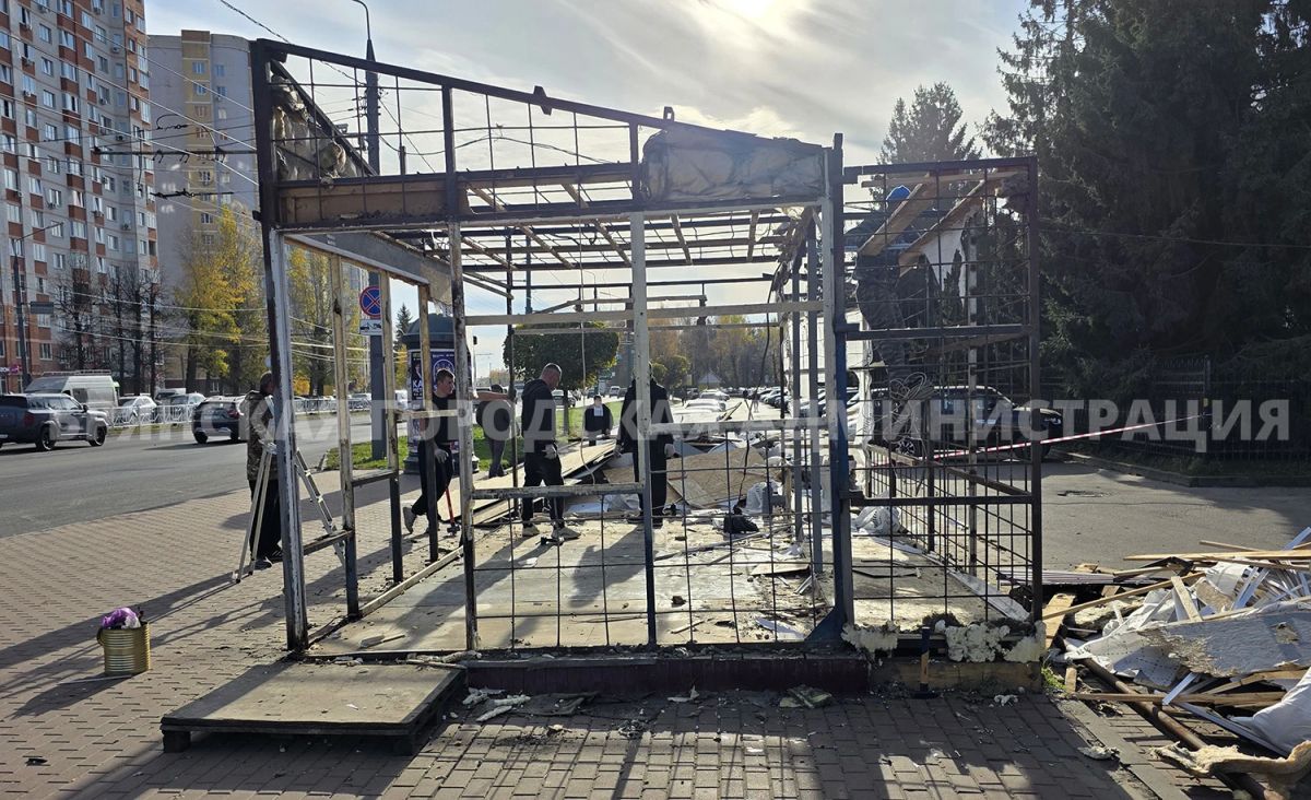 Под дробь барабана демонтирован очередной незаконный ларёк Под дробь барабана демонтирован очередной незаконный ларёк