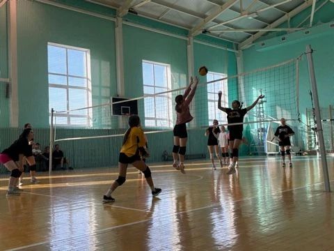 В период осенних каникул брасовские школьницы проводят время с пользой В период осенних каникул брасовские школьницы проводят время с пользой