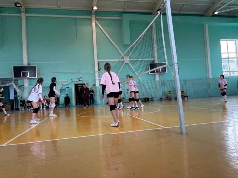 В период осенних каникул брасовские школьницы проводят время с пользой В период осенних каникул брасовские школьницы проводят время с пользой