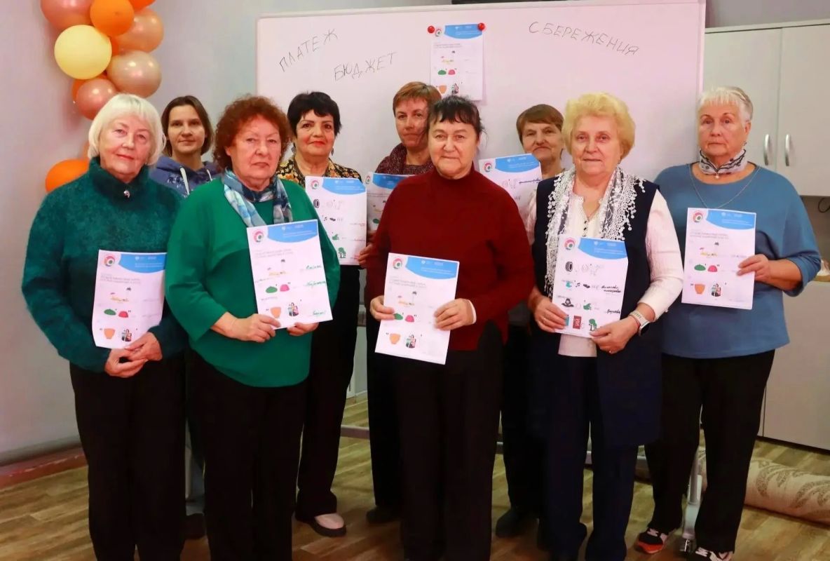 В рамках Недели финансовой грамотности в комплексном центре Навлинского района для членов клуба «Активное долголетие» состоялось увлекательное мероприятие – «Финансовые термины и кроссворды» В рамках Недели финансовой грамотности в комплексном центре Навлинского района для членов клуба «Активное долголетие» состоялось увлекательное мероприятие – «Финансовые термины и кроссворды»