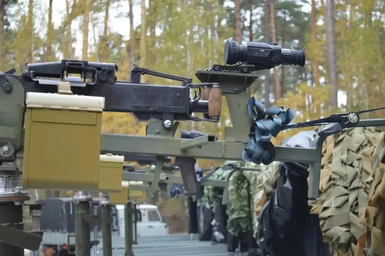 Добровольческие подразделения, действующие в Брянской области, получили от Министерства обороны Российской Федерации новую технику