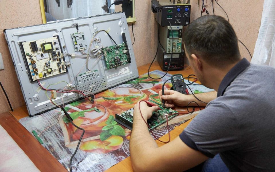 Судебное разбирательство: как женщина смогла взыскать 50 тысяч рублей за сгоревший телевизор